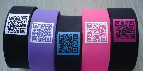 木制品激光雕刻是如何實(shí)現(xiàn)的