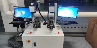 選擇激光打標機調整架時，應注意以下事項